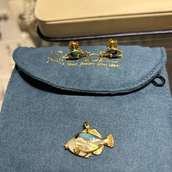 COPY - NA Hoku Humuhu pendant and matching earrings